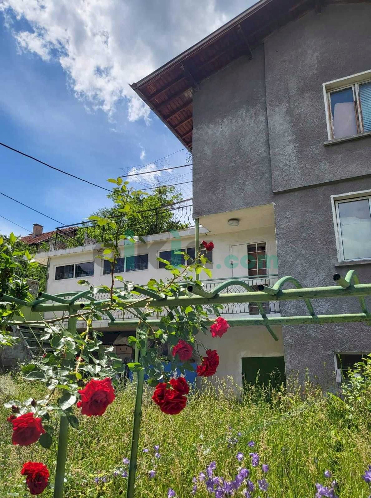 Villa Unifamiliare Sofia (zona с.Кътина) - foto 1