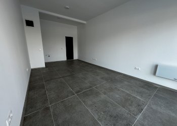 Shop Ломско Шосе, бл. 542, Sofia (neighborhood Връбница 1) - photo 3